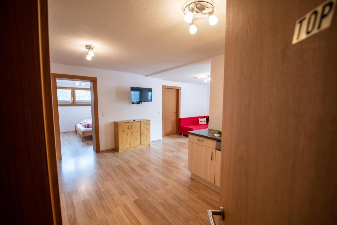 Haus Raggl Apartment Landeck Exterior foto